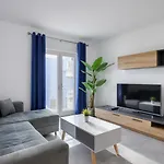 Modern 3-bedroom Pietà