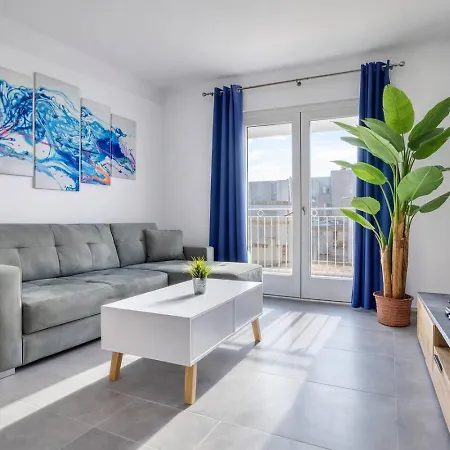Διαμέρισμα Modern 3-bedroom Pietà