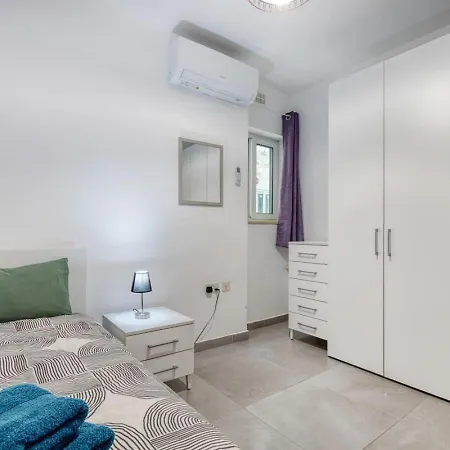 Modern 3-bedroom * Pietà