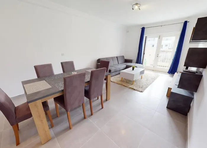 アパート Modern 3-bedroom Pietà