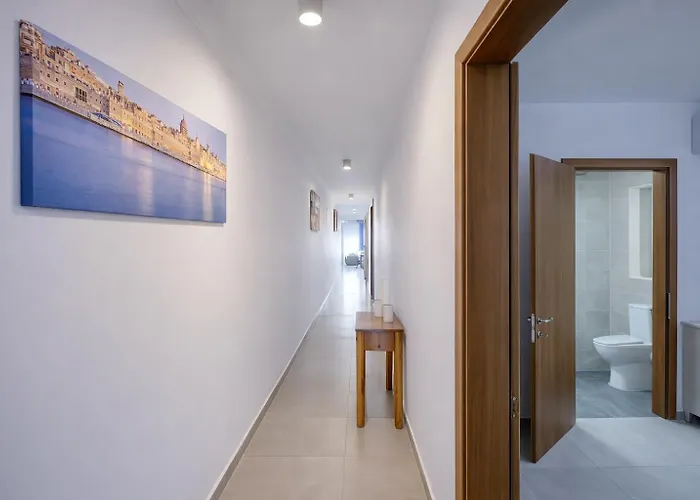 Апартаменты Modern 3-bedroom