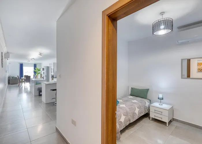 Modern 3-bedroom Pieta